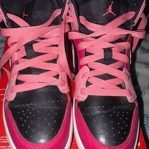 Jordan Kids Sneakers - Black and Pink